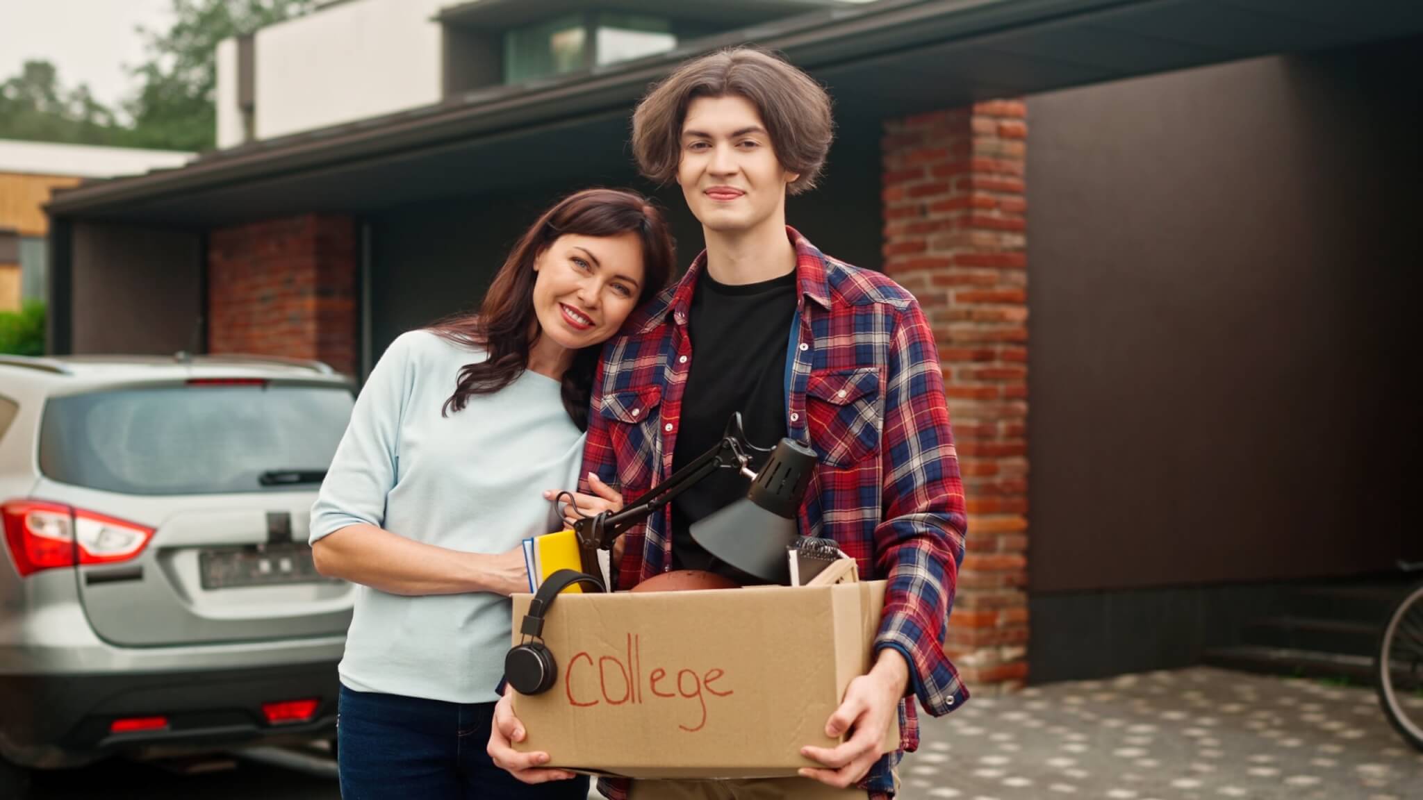 Questions to Ask: On College Tours